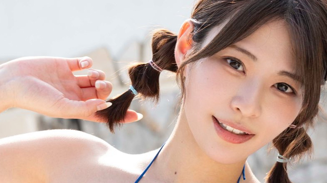 葵くみ｜青に溶ける午後の画像1