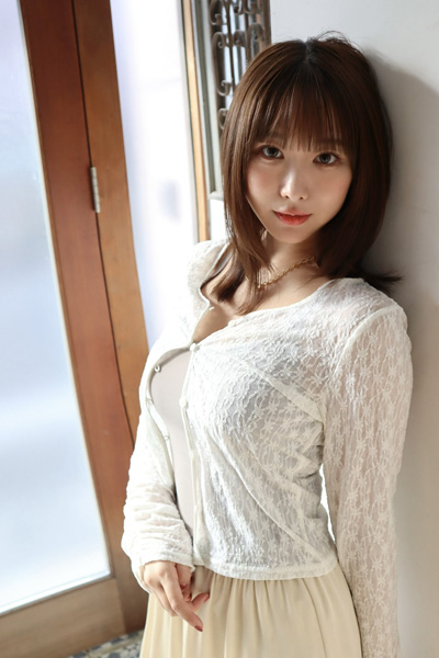 日向葵衣｜白いレース、午後三時の画像2