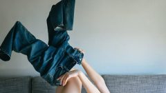 遊色みく｜半脱ぎの境界線