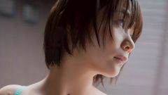 真奈｜唇より先に触れる