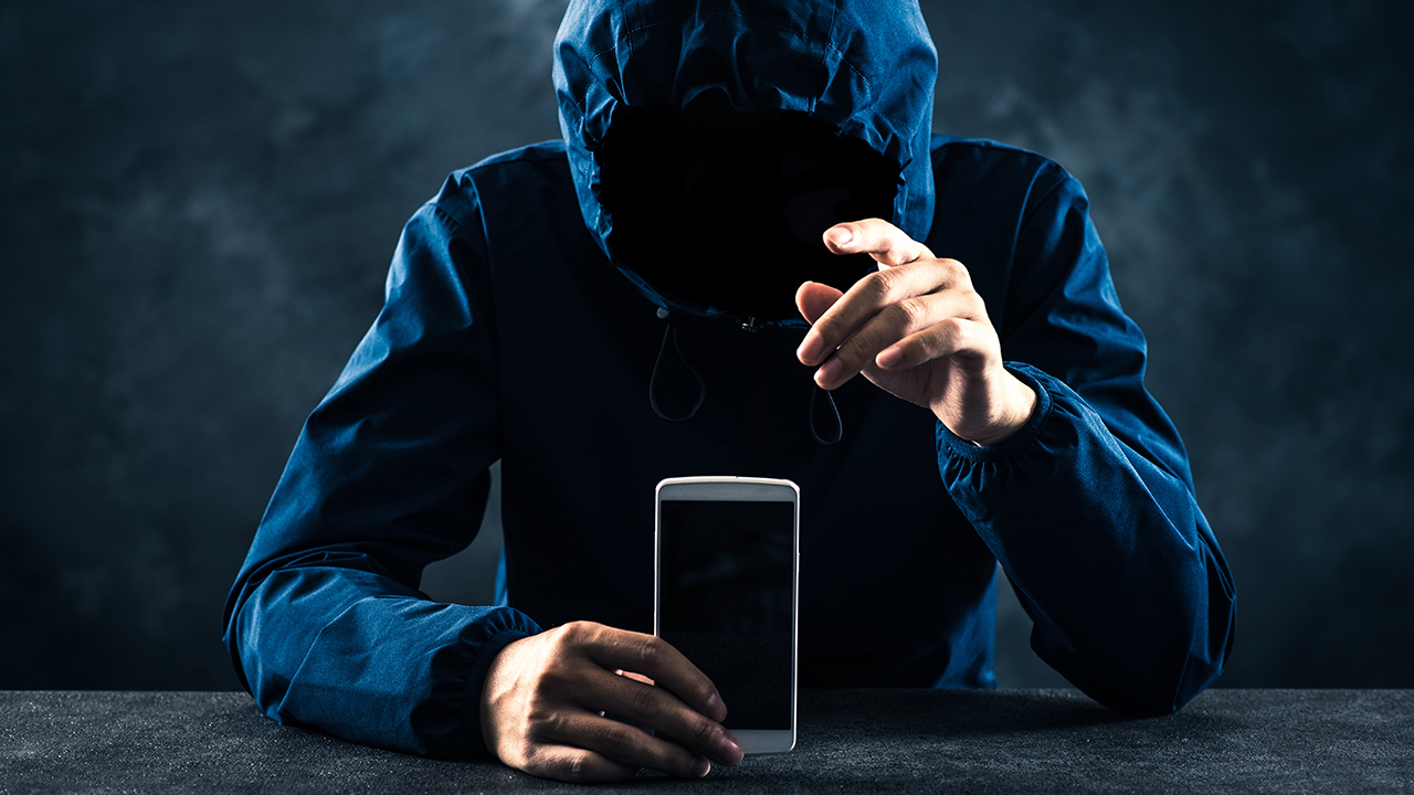 利用停止措置できても警察に通報できない──子どもたちが夢中の動画アプリに「違法薬物を見せびらかす」動画が蔓延中の画像1