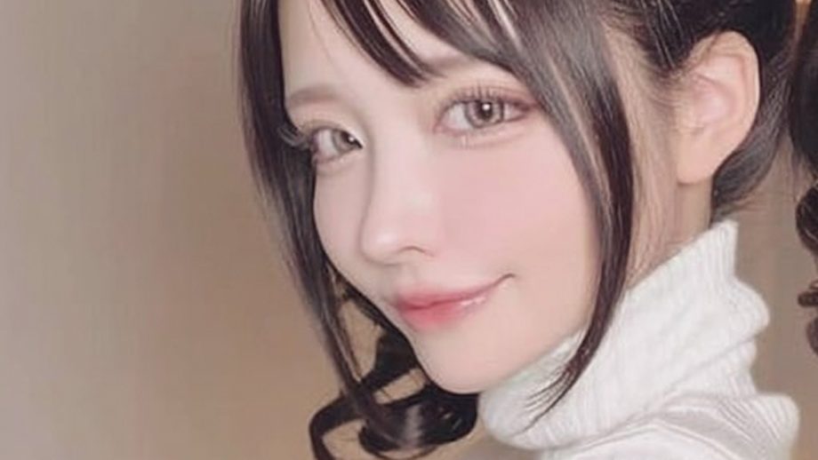 鏡乃ミラ｜微笑みの輪郭