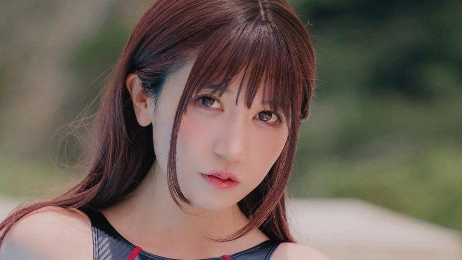 くろうさぎ｜水面に映る、秘密の輪郭