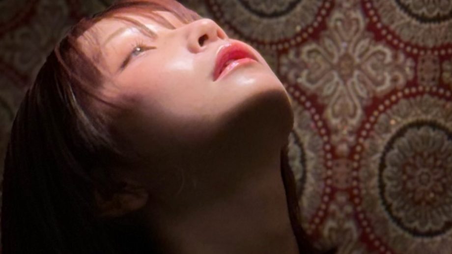 あまつまりな｜灯りの下で、息を預ける