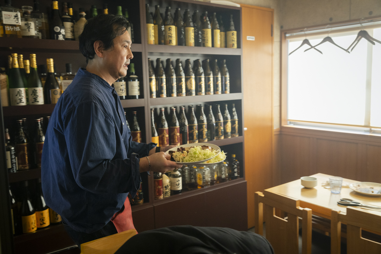 『教師びんびん物語』で一世を風靡した俳優・野村宏伸が還暦で挑んだ、役者と高田馬場でトンテキを焼く“二刀流”生活の画像2