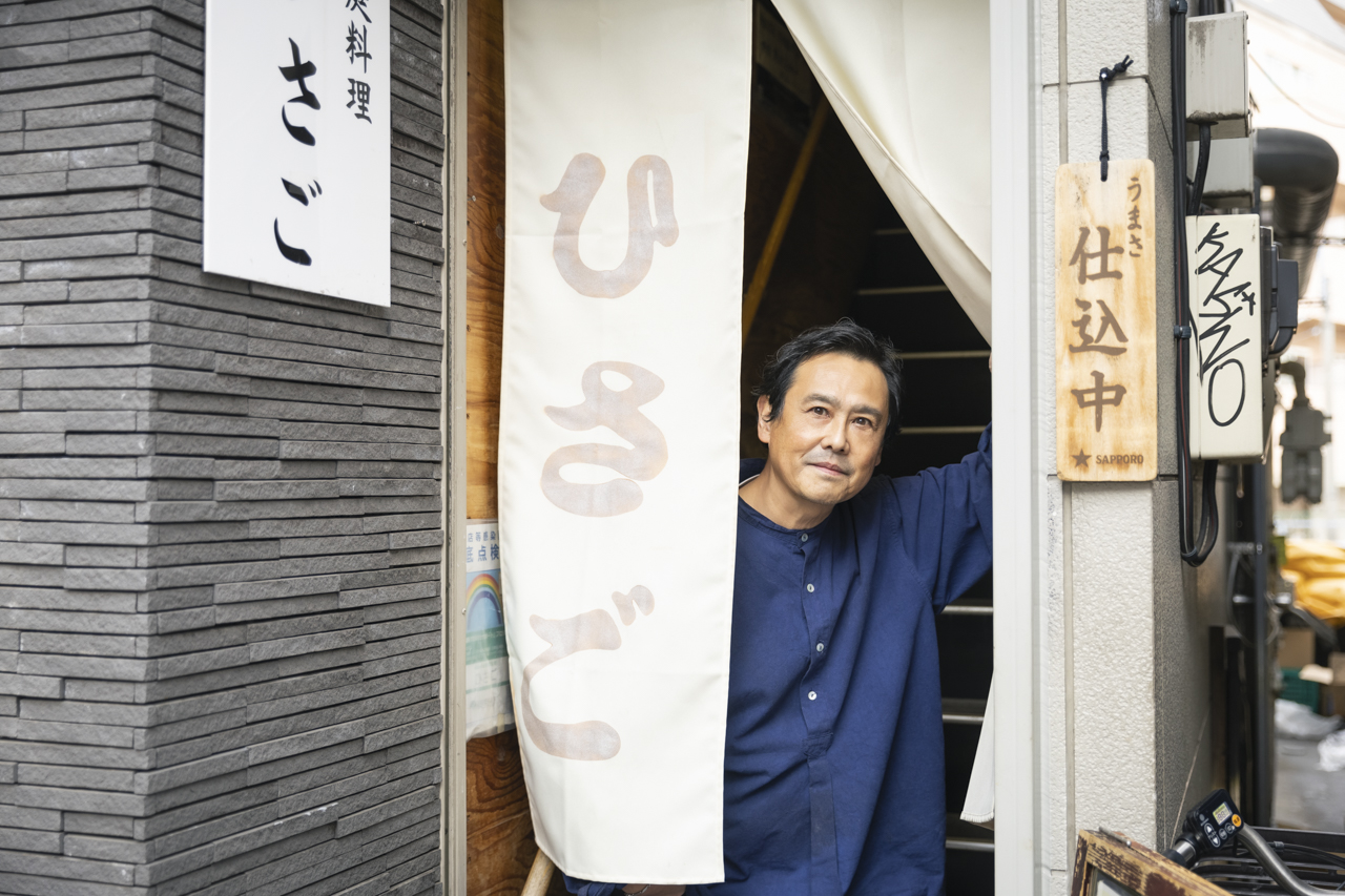 『教師びんびん物語』で一世を風靡した俳優・野村宏伸が還暦で挑んだ、役者と高田馬場でトンテキを焼く“二刀流”生活の画像5