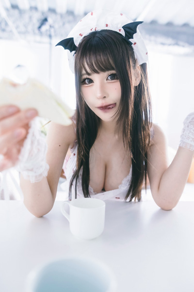 チロルちゃん｜小悪魔の朝食の画像2