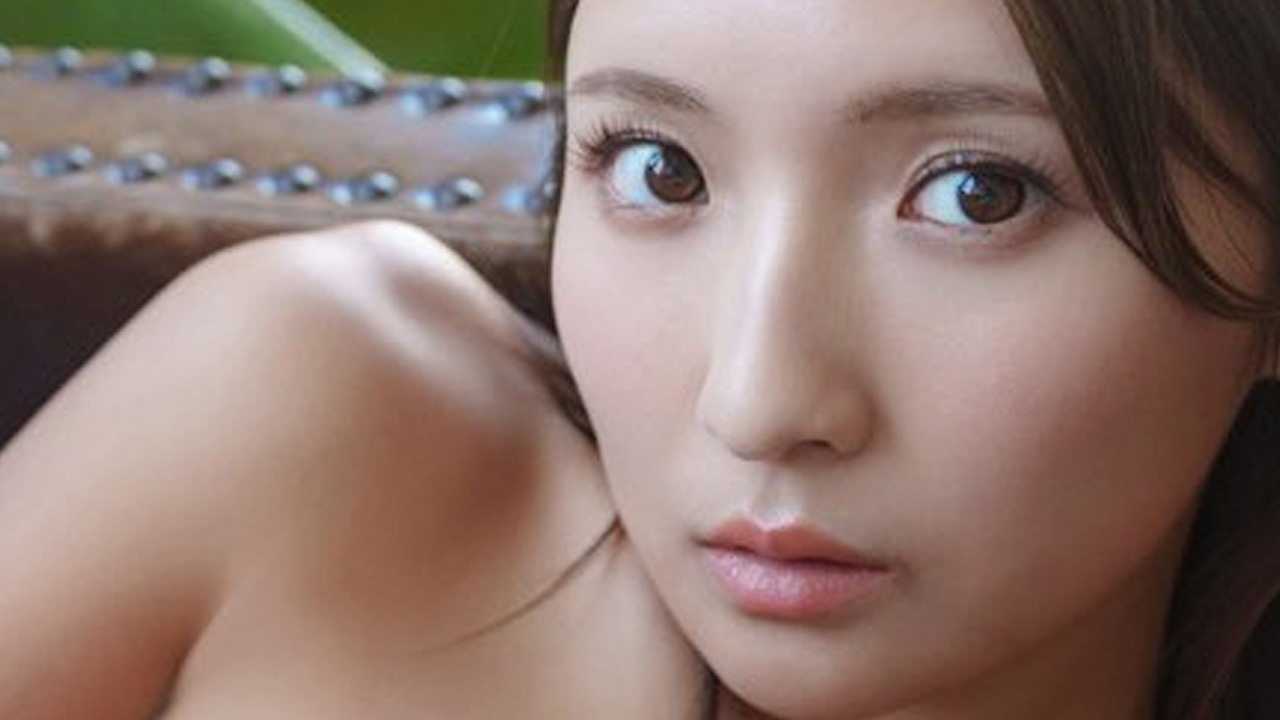 三田悠貴｜革椅子の午後の画像1