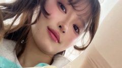 佐伯澪｜レースの袖に隠した約束