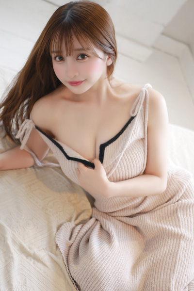 清水れい｜琥珀色の灯りのなかでの画像2