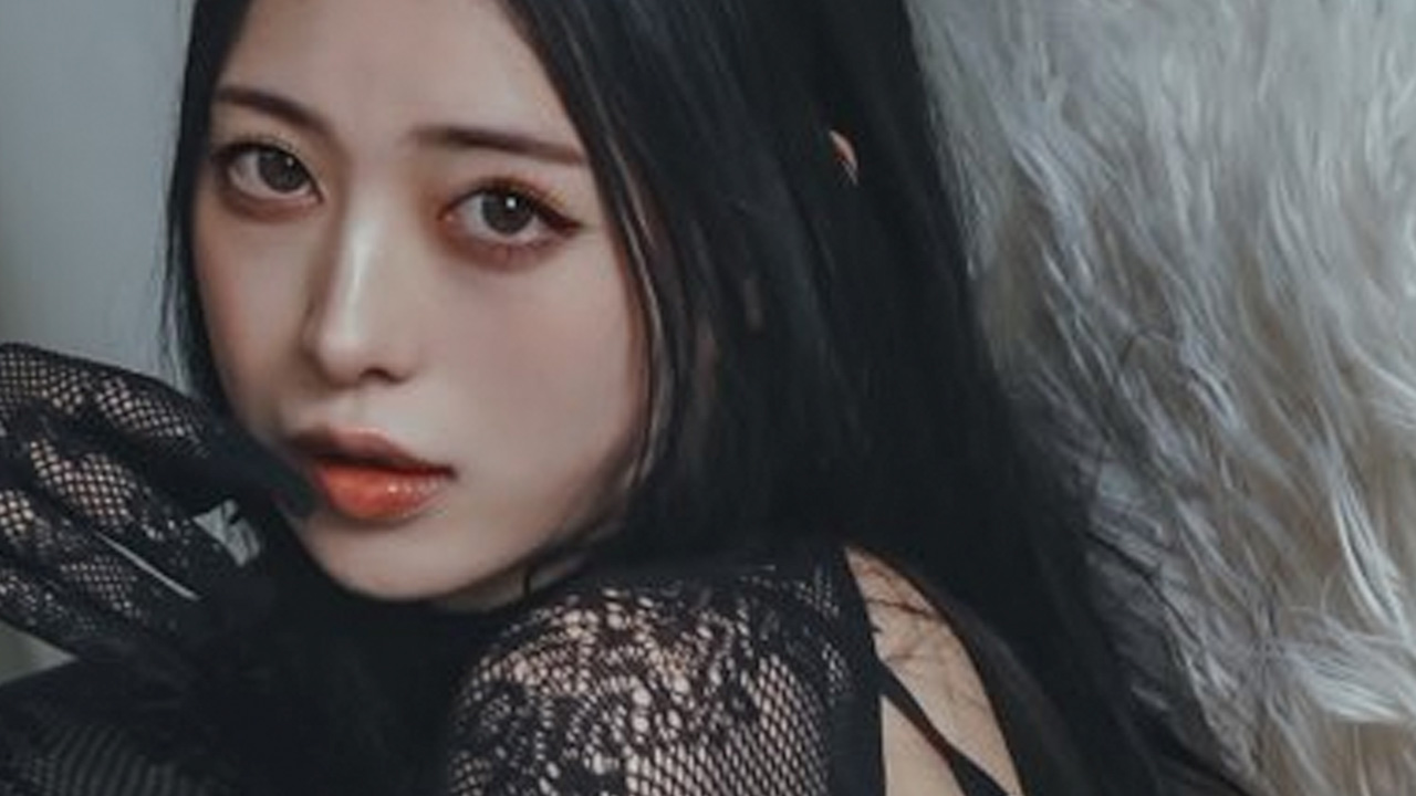 園苺花｜レースの影に棲む女王の画像1