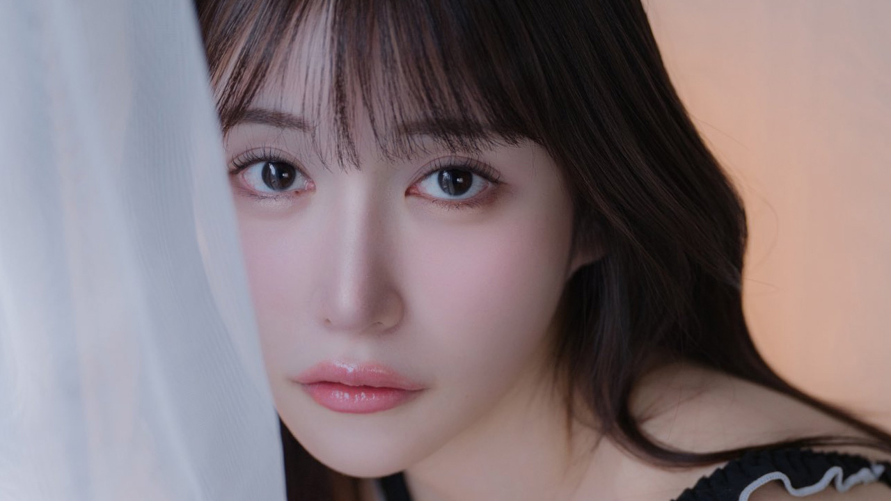 藍野りな｜レースの向こう側の吐息の画像1