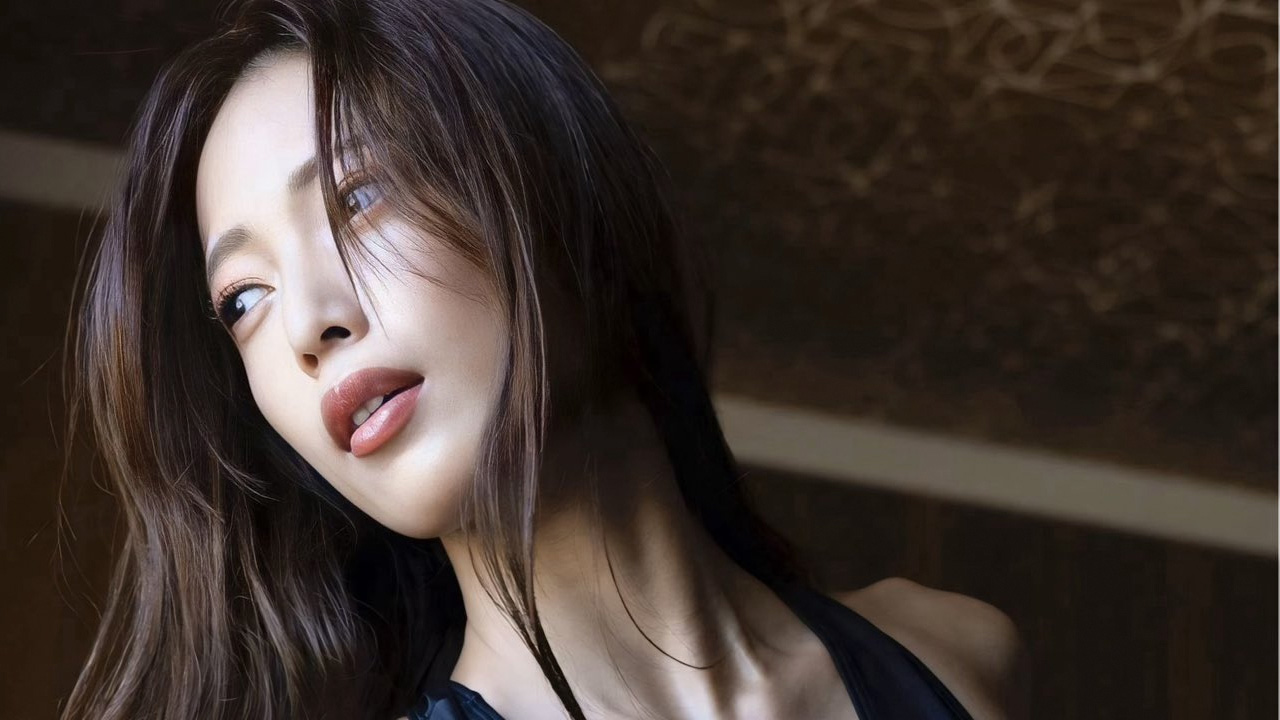 宇佐美なお｜夜を纏うひとの画像1