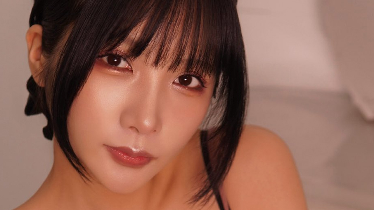 yunocy|紫煙の寝室の画像1