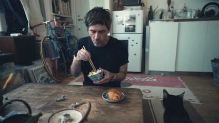 ナレーションもBGMもない――YouTubeチャンネル『Alone in Japan』が映し出す日本のひとり暮らし