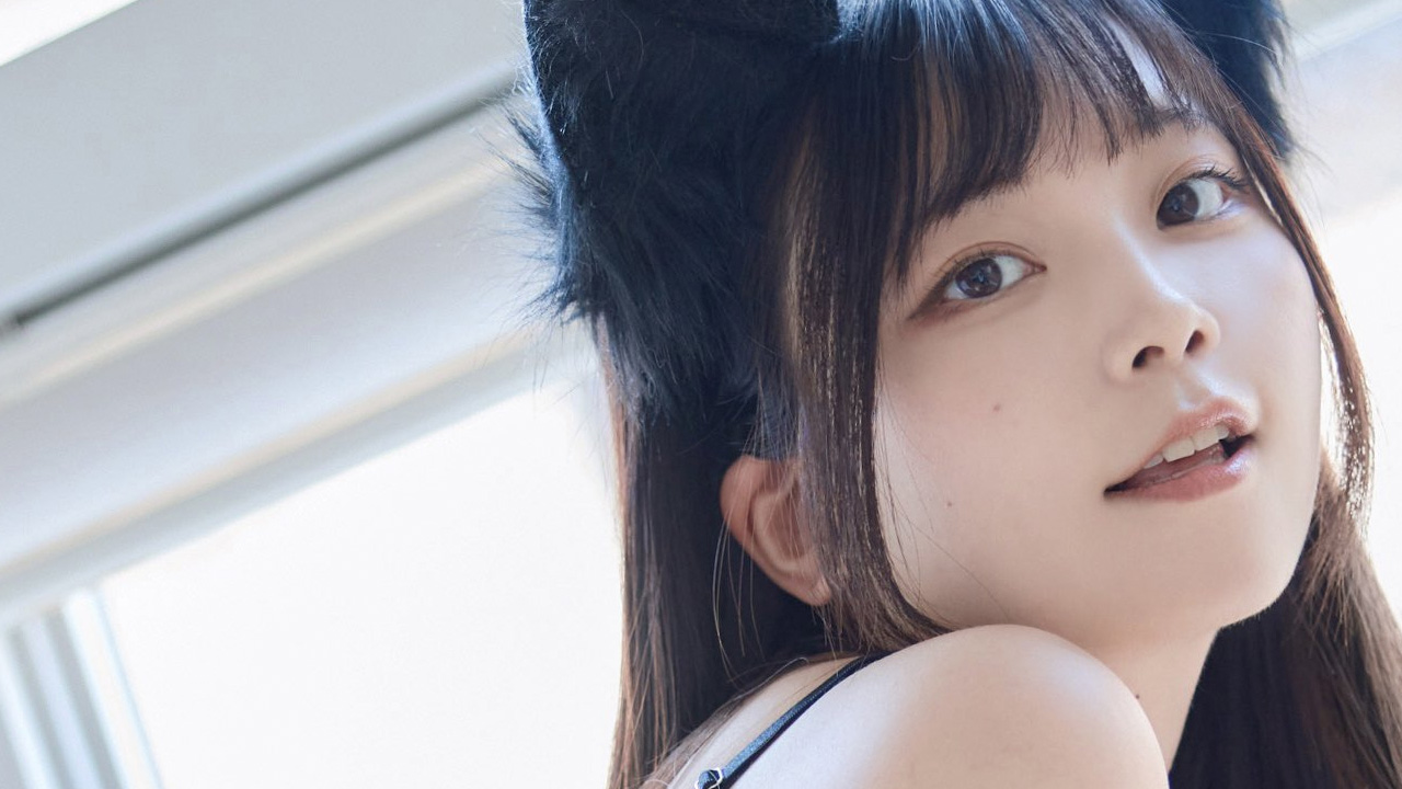 姫綺みみこ｜青い窓の向こうの画像1