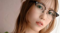 伊織いお｜レース越しの囁き