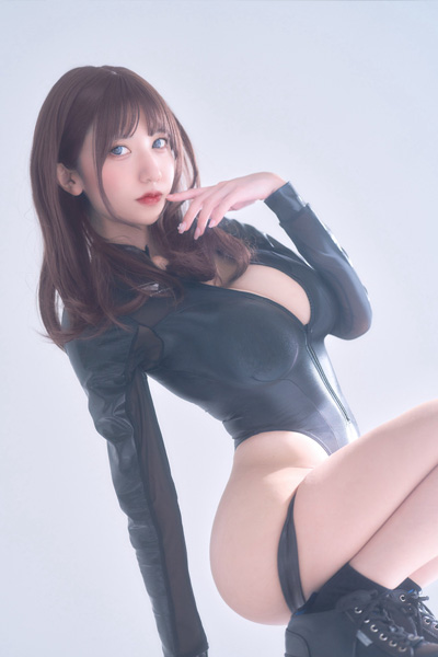 くろうさぎ｜レザーでボンキュボン♪の画像2