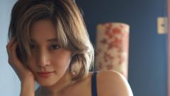 高橋凛｜藍の谷間