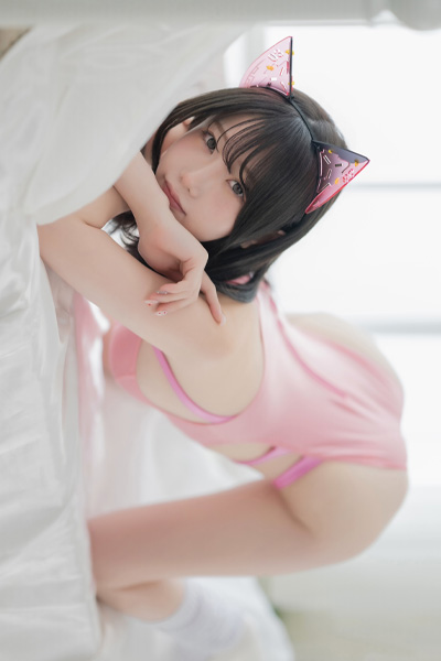 桃田うた|ボディスーツの子猫の画像2