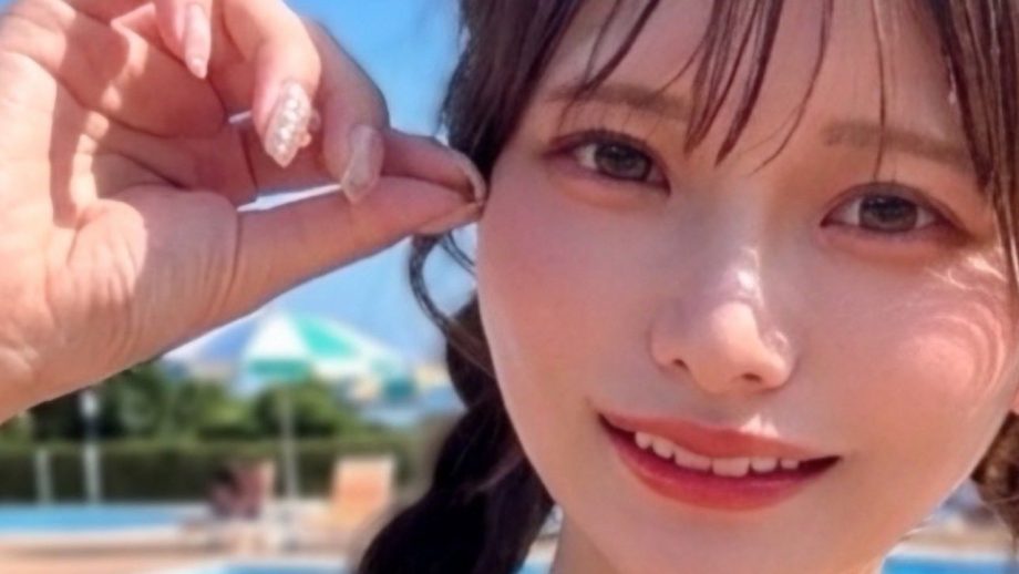 篠宮なほ｜待ち焦がれプールサイド