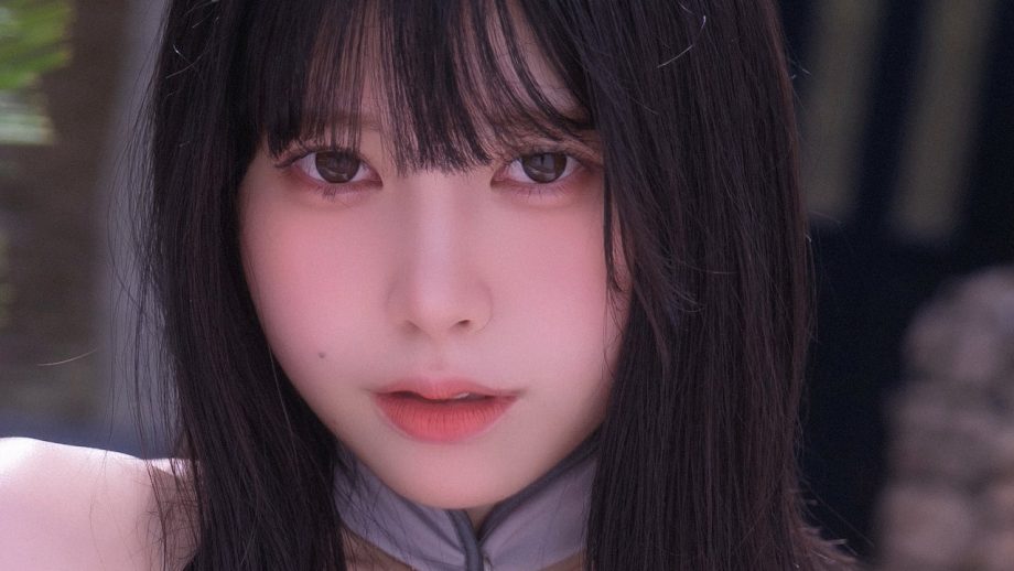 柑橘もこ｜水面の誘惑