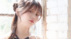 篠宮なほ｜窓辺の読書