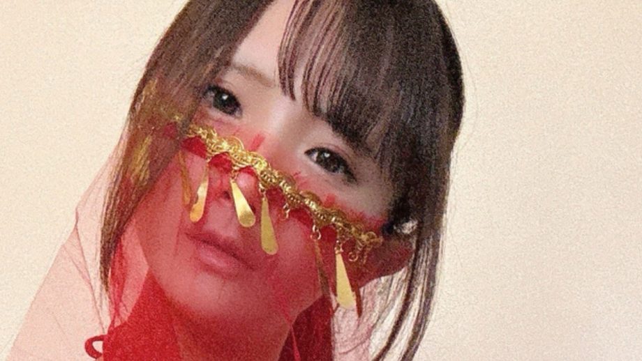 みりあ｜紅のヴェール