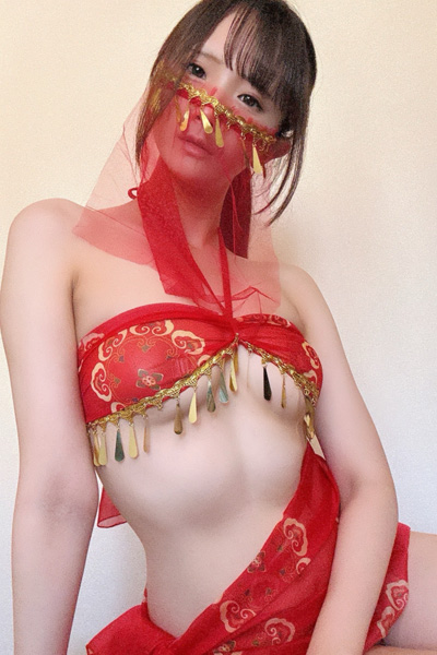 みりあ｜紅のヴェールの画像2