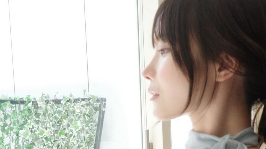 新谷姫加｜光に溶ける境界