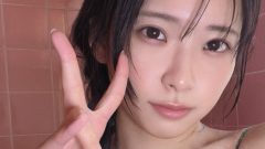 紅羽りお｜しずくのピースサイン