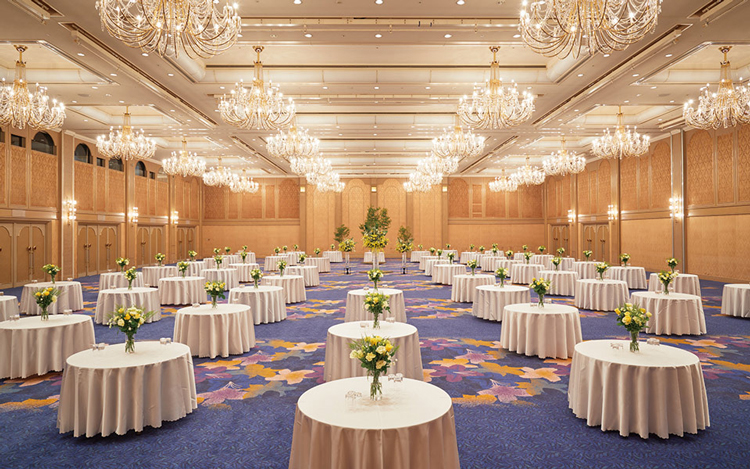 「ホテルで非日常体験」———壮麗なシャンデリアが輝く会場が火将ロシエル・天羽希純らの舞台になる。大阪・堺で勃発する、前代未聞のコスプレ特別イベントの全貌の画像1