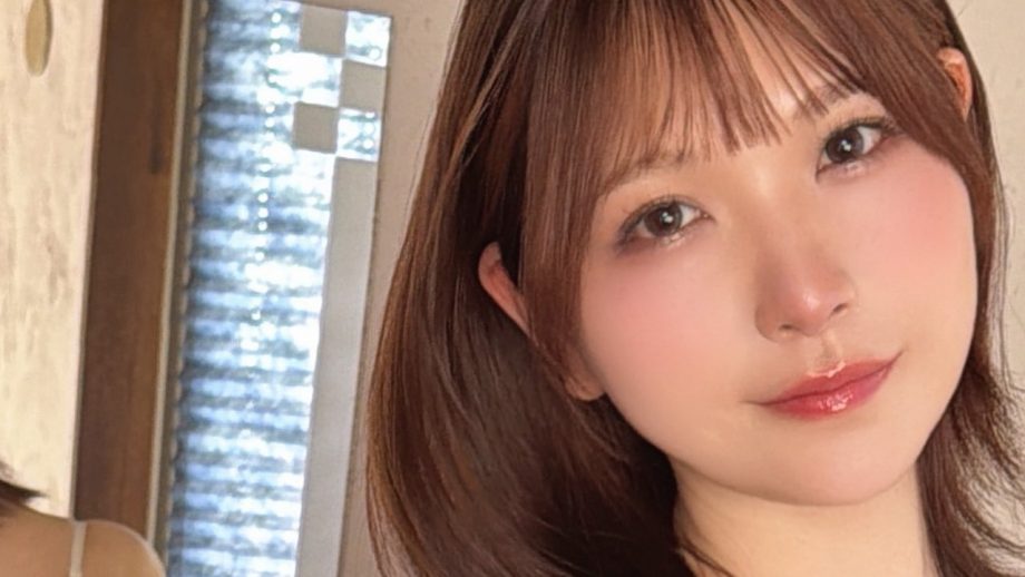 あまつまりな|映り込むもうひとり