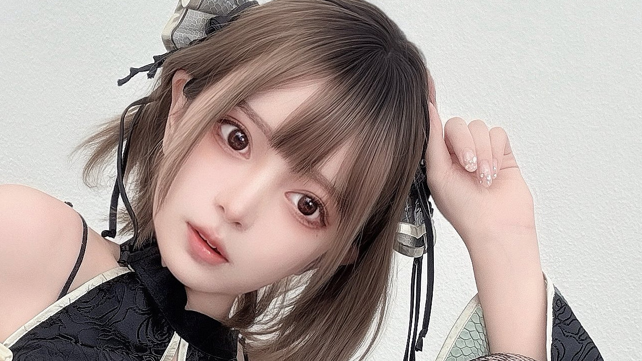 早瀬みる｜黒に溶ける温度の画像1