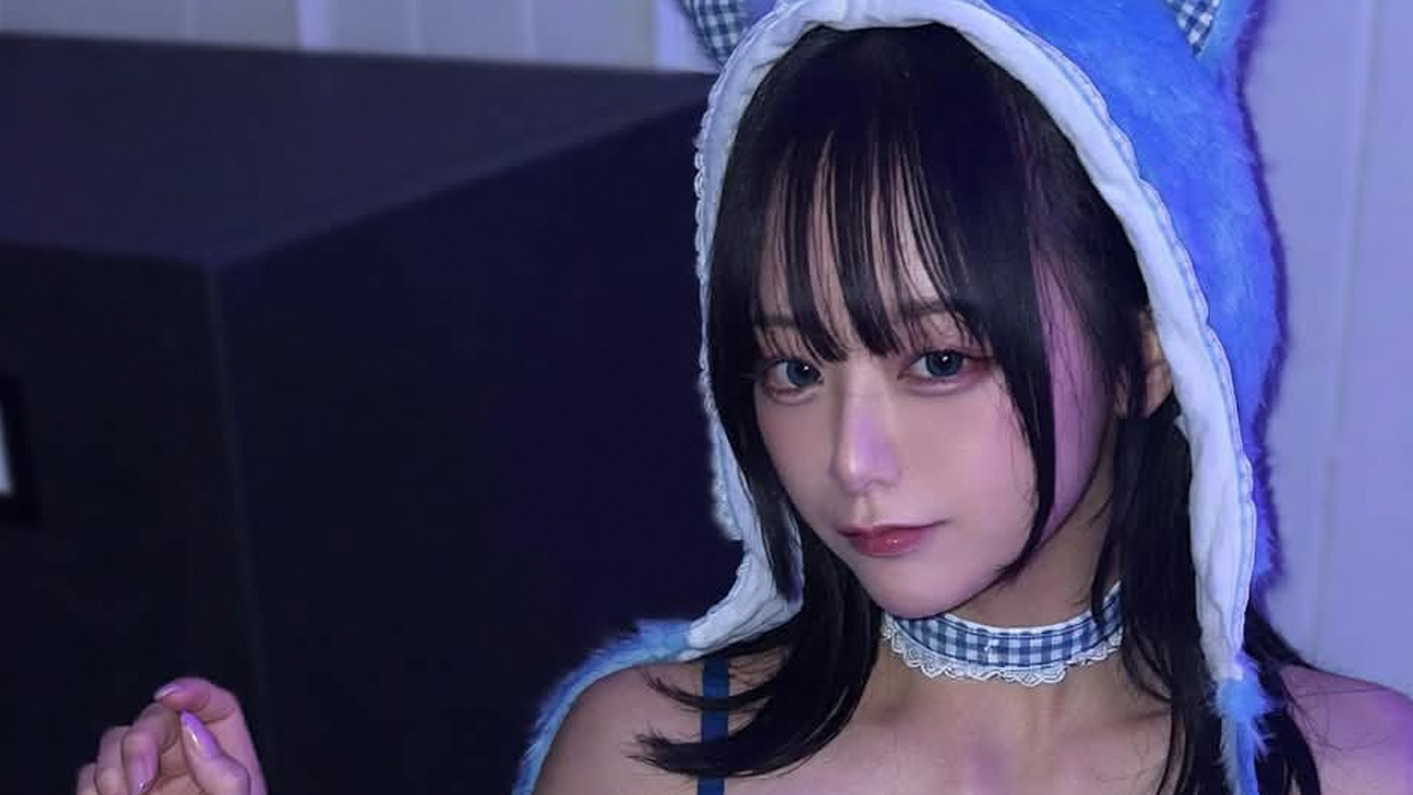 nana｜夜に紛れる青の画像1