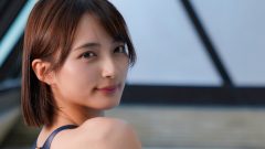 宇佐美彩乃｜背中越しの記憶