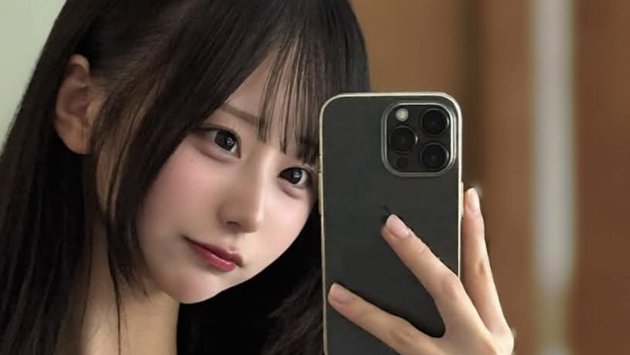 雨宮りり｜鏡越しの秘密