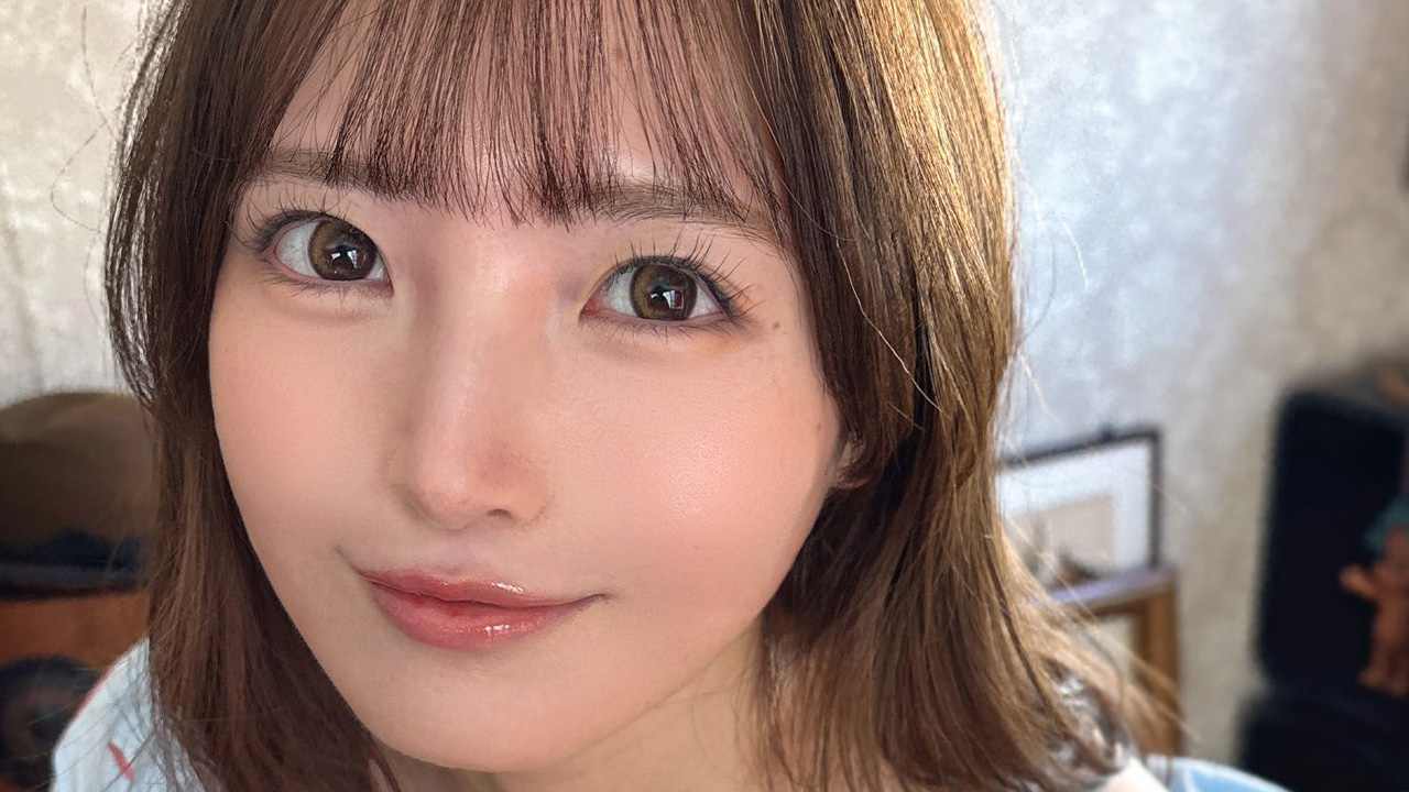 由良ゆら｜近すぎる視線の画像1