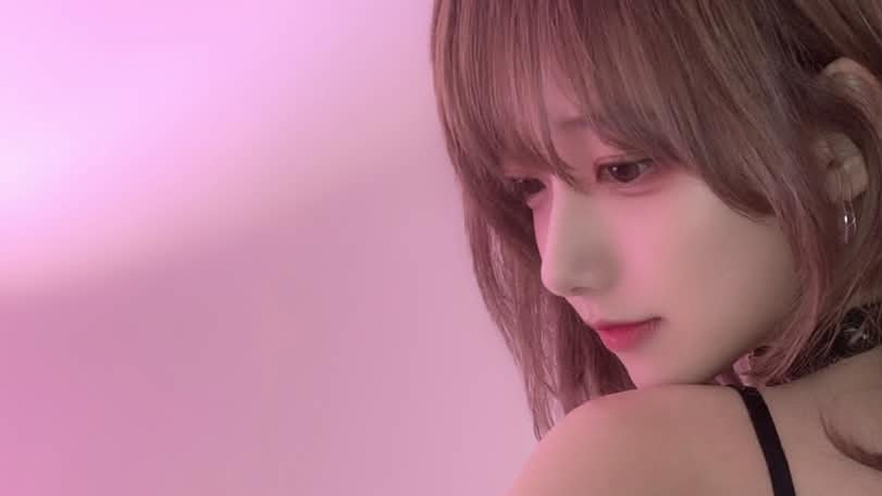 Hina｜背中に残る温度の画像1