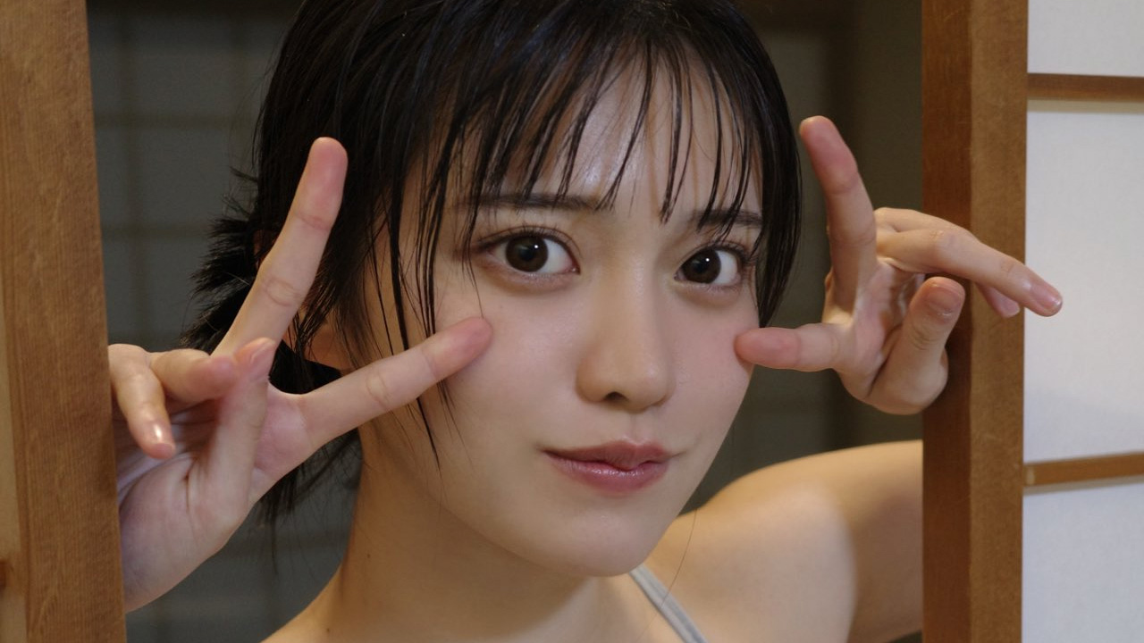 石浜芽衣｜戸の向こうの気配の画像1