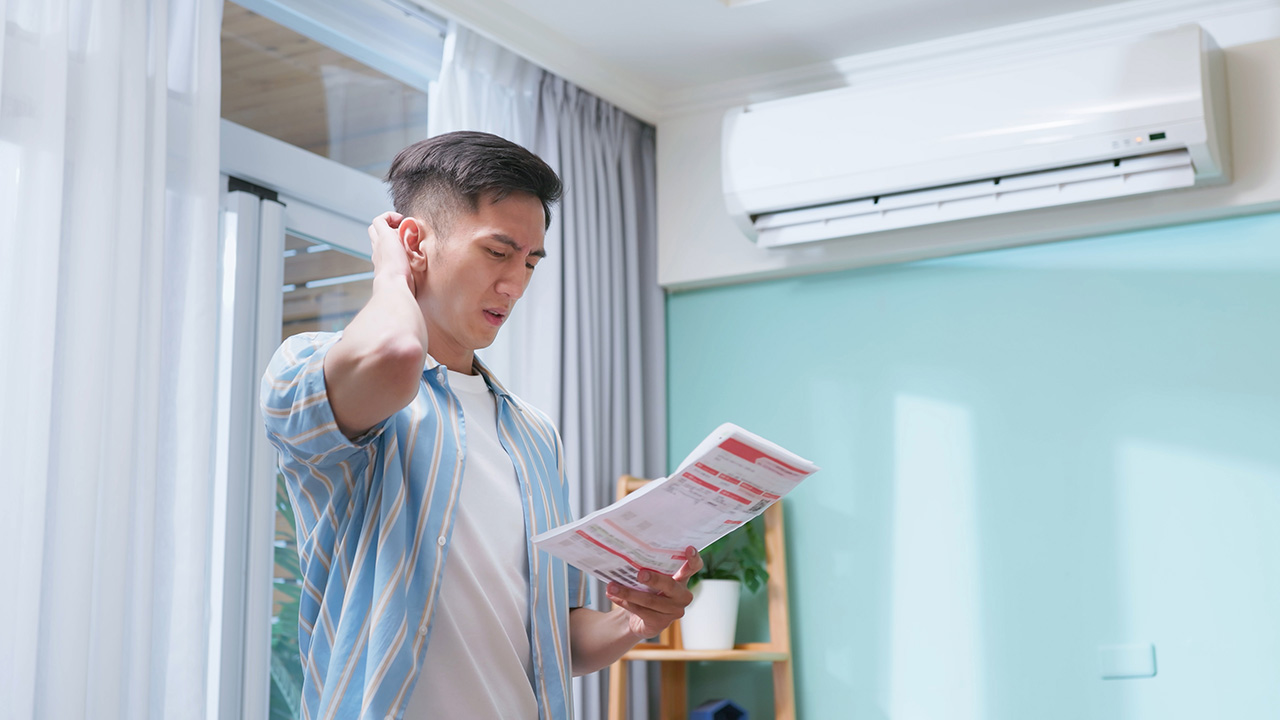 「クレジットカードを作って分割払いで購入するのはどうでしょうか？」――店員の“悪魔の一言”でリボ払い地獄に堕ちた男性の不満の画像1