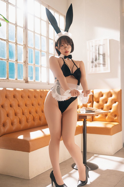 ヒカベベ｜午後三時のバニーガールの画像2