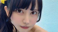 猫宮かおる｜水色のプールサイド
