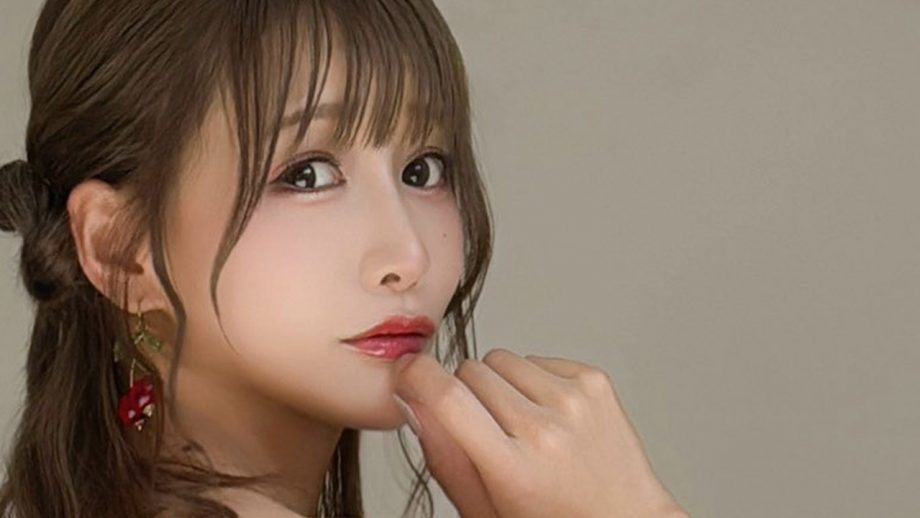 篠原みなみ｜朱い水玉、ふりむけば火になる