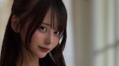 雨宮りり｜黒い窓辺に、恋は静かに立っている