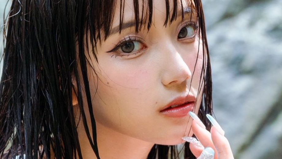 向日葵りお｜水の祈りに濡れる白いひと