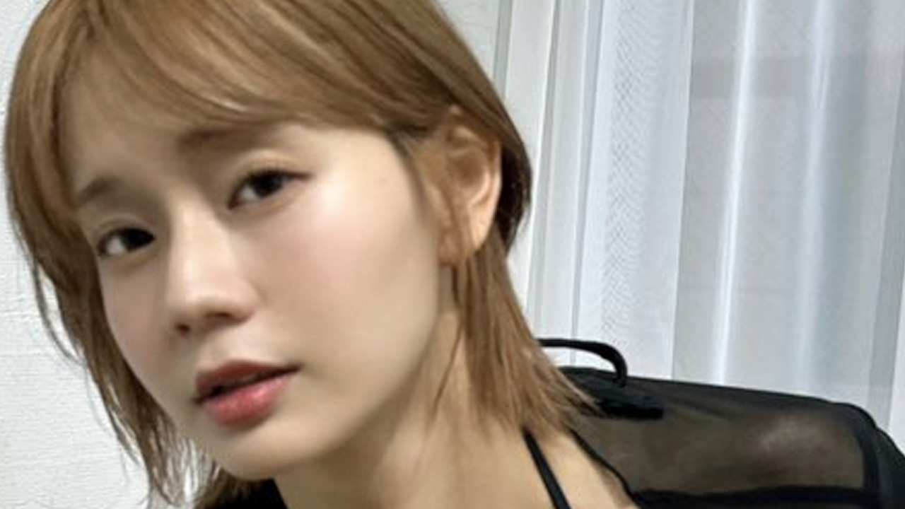 優希つづは｜黒い羽織のすきまに夜が残るの画像1