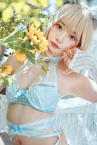 いなりちゃん｜ひまわりを抱く白狐は、夏の夢を隠しているの画像2