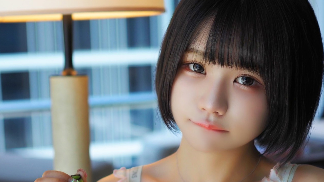 みもれもん｜バナナを持つ子は、夕暮れをからかうの画像1
