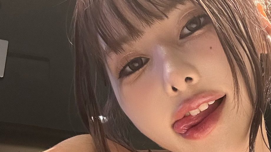 チロルちゃん｜真夜中のセルフィー魔法